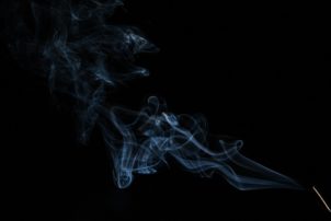 smoke-376543_1920